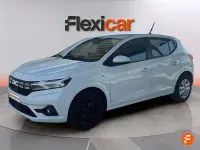 Usado Dacia Sandero Expression 91 CV (66 kW) 2023 Blanco Berlina