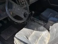 Usado Ford Granada Ghia 150 CV (110 kW) 1982 Beige Berlina