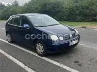 Usado VW Polo Advance 75 CV (55 kW) 2004 Azul Utilitario
