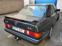 Usado Mercedes 190 136 CV (100 kW) 1990 Negro Berlina