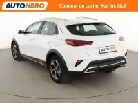 Usado Kia XCeed 120 CV (88 kW) 2022 Blanco SUV