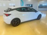 Używany Opel Astra Design & Tech 122 KM (89 kW) 2021 Biały Sedan/Limuzyna