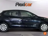 Usado VW Polo 95 CV (69 kW) 2021 Negro Utilitario