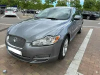 Usado Jaguar XF Luxury 240 CV (176 kW) 2011 Gris / plata Berlina