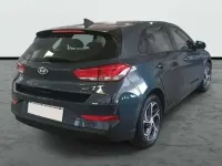 Usado Hyundai i30 120 CV (88 kW) 2022 Azul Berlina