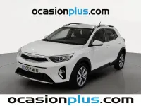 Usado Kia Stonic 101 CV (74 kW) 2023 Blanco SUV