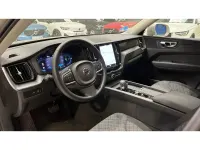 Usado Volvo XC60 Core 350 CV (257 kW) 2024 Gris SUV