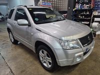 Usado Suzuki Grand Vitara 106 CV (77 kW) 2007 Gris / plata SUV