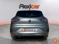 Usado Renault Clio Techno 90 CV (66 kW) 2024 Gris Utilitario