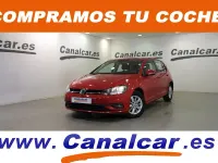 Usado VW Golf VII 116 CV (85 kW) 2018 Rojo