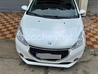 Usado Peugeot 208 Access 75 CV (55 kW) 2014 Blanco Utilitario