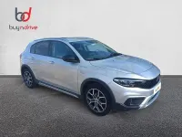 Usado Fiat Tipo Cross 101 CV (74 kW) 2022 Gris / plata Berlina