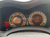 Usado Toyota Auris Active 90 CV (66 kW) 2010 Azul Utilitario
