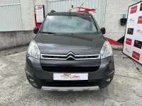Usado Citroën Berlingo XTR 100 CV (73 kW) 2016 Gris / plata Monovolumen