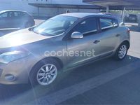 Usado Renault Mégane Authentique 100 CV (73 kW) 2009 Beige Berlina