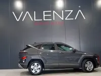 Usado Hyundai Kona 138 CV (101 kW) 2025 Gris SUV