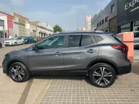 Usado Nissan Qashqai N-TEC 140 CV (102 kW) 2020 Gris / plata SUV