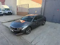 Usado Peugeot 508 Active 130 CV (95 kW) 2021 Gris / plata Berlina