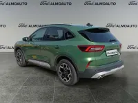 Usado Ford Kuga Active 243 CV (178 kW) 2024 Verde SUV