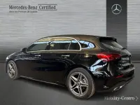 Usado Mercedes A180 116 CV (85 kW) 2024 Negro noche Berlina