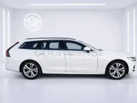 Käytetty Volvo V90 Momentum 197 HP (144 kW) 2021 Valkoinen Farmari