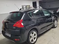 Usado Peugeot 3008 Premium 110 CV (80 kW) 2009 Negro Familiar