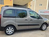 Usado Peugeot Partner Tepee Outdoor 100 CV (73 kW) 2016 Gris / plata Monovolumen
