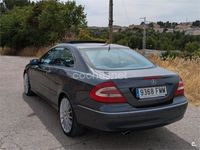 Usado Mercedes CLK240 Avantgarde 170 CV (125 kW) 2003 Gris / plata Coupe