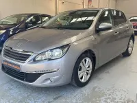 Usado Peugeot 308 Style 100 CV (73 kW) 2016 Gris / plata Berlina