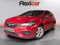 Usado Opel Astra Elegance 122 CV (89 kW) 2020 Rojo Berlina