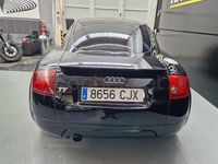 Usado Audi TT 180 CV (132 kW) 1998 Negro Coupe