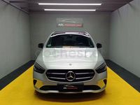 Usado Mercedes B200 150 CV (110 kW) 2019 Gris / plata Monovolumen