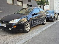 Usado Ford Focus Trend 90 CV (66 kW) 2001 Negro Berlina