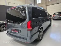 Usado Mercedes V250 Avantgarde 204 CV (150 kW) 2017 Gris / plata Monovolumen