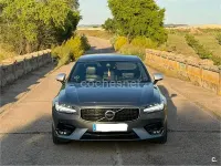 Käytetty Volvo S90 R-Design 150 HP (110 kW) 2019 Harmaa Sedan