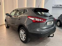 Usado Nissan Qashqai N-Connecta 110 CV (80 kW) 2017 Gris SUV