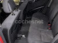 Käytetty Mercedes C220 Avantgarde 170 HP (125 kW) 2010 Punainen Sedan
