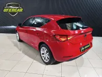 Usado Seat Leon Style 110 CV (80 kW) 2021 Rojo Berlina
