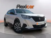 Usado Peugeot 2008 Active 110 CV (80 kW) 2022 Blanco SUV