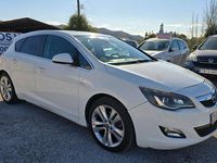 Usado Opel Astra Sport 165 HP (121 kW) 2011 Branco Sedan