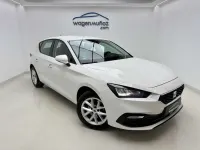 Usado Seat Leon Reference 116 CV (85 kW) 2022 Blanco Utilitario
