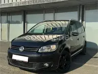 Usado VW Touran Advance 140 CV (102 kW) 2012 Negro Monovolumen
