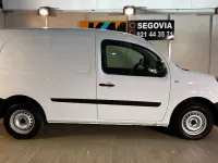 Usado Renault Kangoo 75 CV (55 kW) 2019 Blanco Monovolumen
