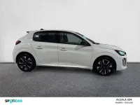 Usado Peugeot 208 Allure 100 CV (73 kW) 2024 Blanco Utilitario