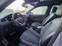 Usado VW Tiguan R-line 245 CV (180 kW) 2023 Gris / plata SUV