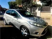 Usado Ford Fiesta Titanium 90 CV (66 kW) 2008 Gris / plata Utilitario
