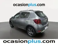 Usado Dacia Sandero 90 CV (66 kW) 2017 Gris Utilitario