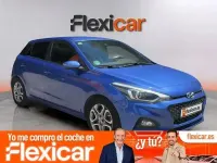 Usado Hyundai i20 100 CV (73 kW) 2018 Azul Berlina