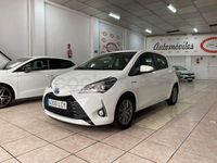 Usado Toyota Yaris Hybrid 100 CV (73 kW) 2019 Blanco Berlina