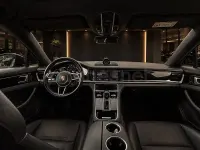 Usado Porsche Panamera 4 Sport Turismo Sport Turismo 330 CV (242 kW) 2018 Negro Familiar